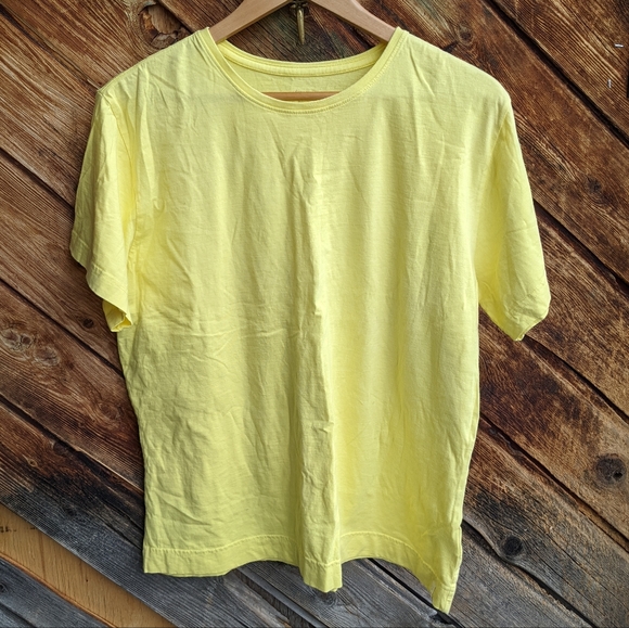MEC Tops - MEC Women's organic cotton short sleeve t-shirt in a sunny yellow XXL